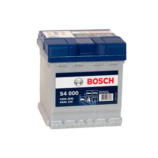 Bosch S4000 44 Ah 420 A